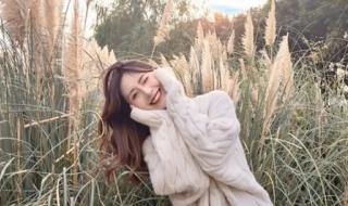 女生拍照姿势大全超级简单