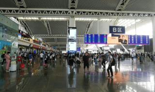 高铁坐出地铁既视感