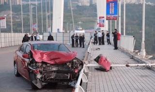 重庆公交坠江原因